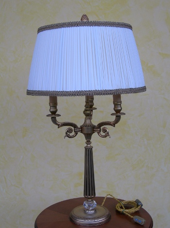 LAMPADA LUCREZIA